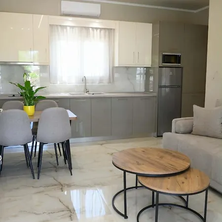 Luxury Archonta Pélla