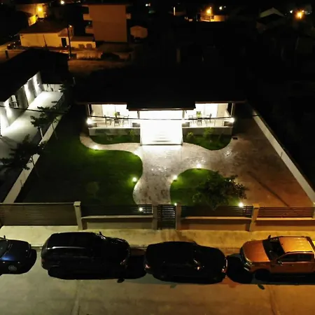 شقة Luxury Archonta Pélla